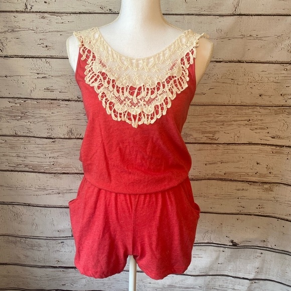 Lace top romper coral Small - Picture 7 of 7